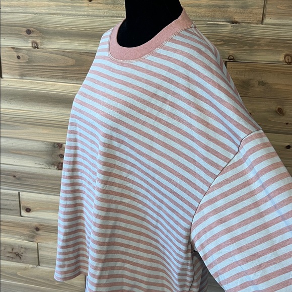 Lioness bloom long sleeve crew neck boxy t-shirt in pink stripes - Picture 6 of 13